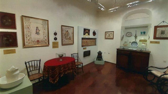 kalamata-laografiko-02